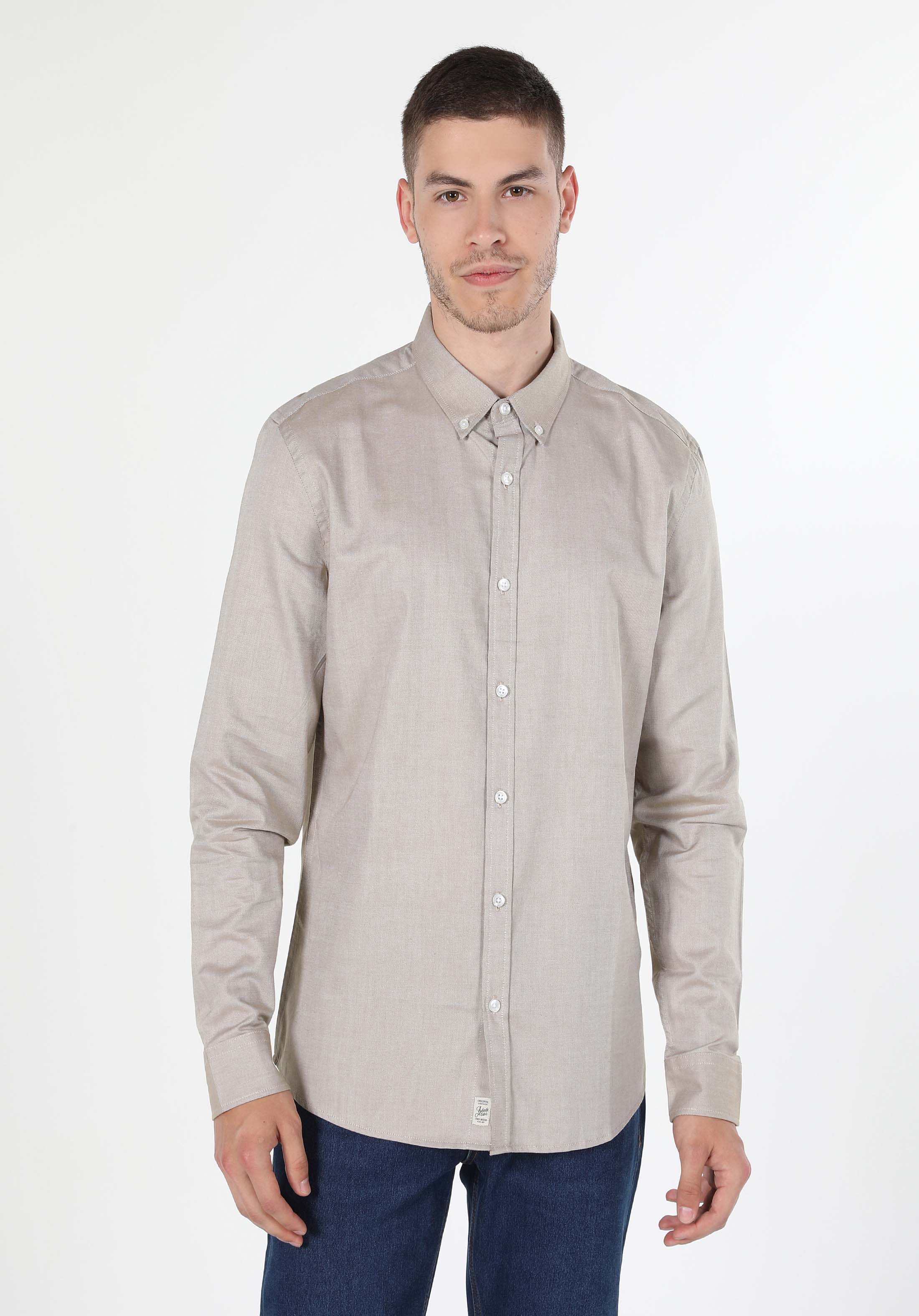 Afficher les détails de Chemise À Manches Longues Écru Coupe Slim Pour Hommes Cl1048576