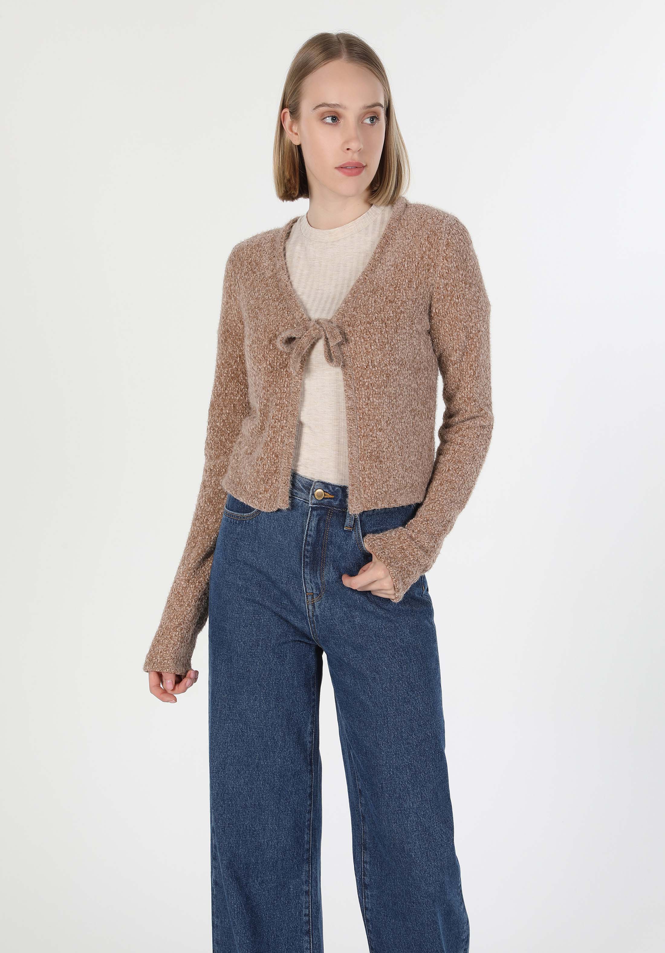 Afficher les détails de Beige Femmes Cardigan