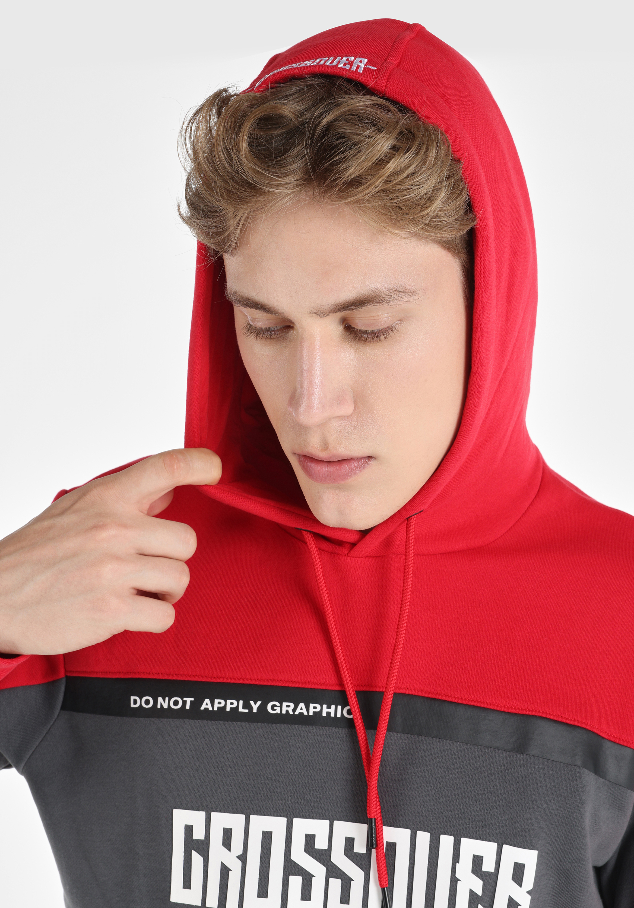 Afficher les détails de Rouge Homme Pull-over