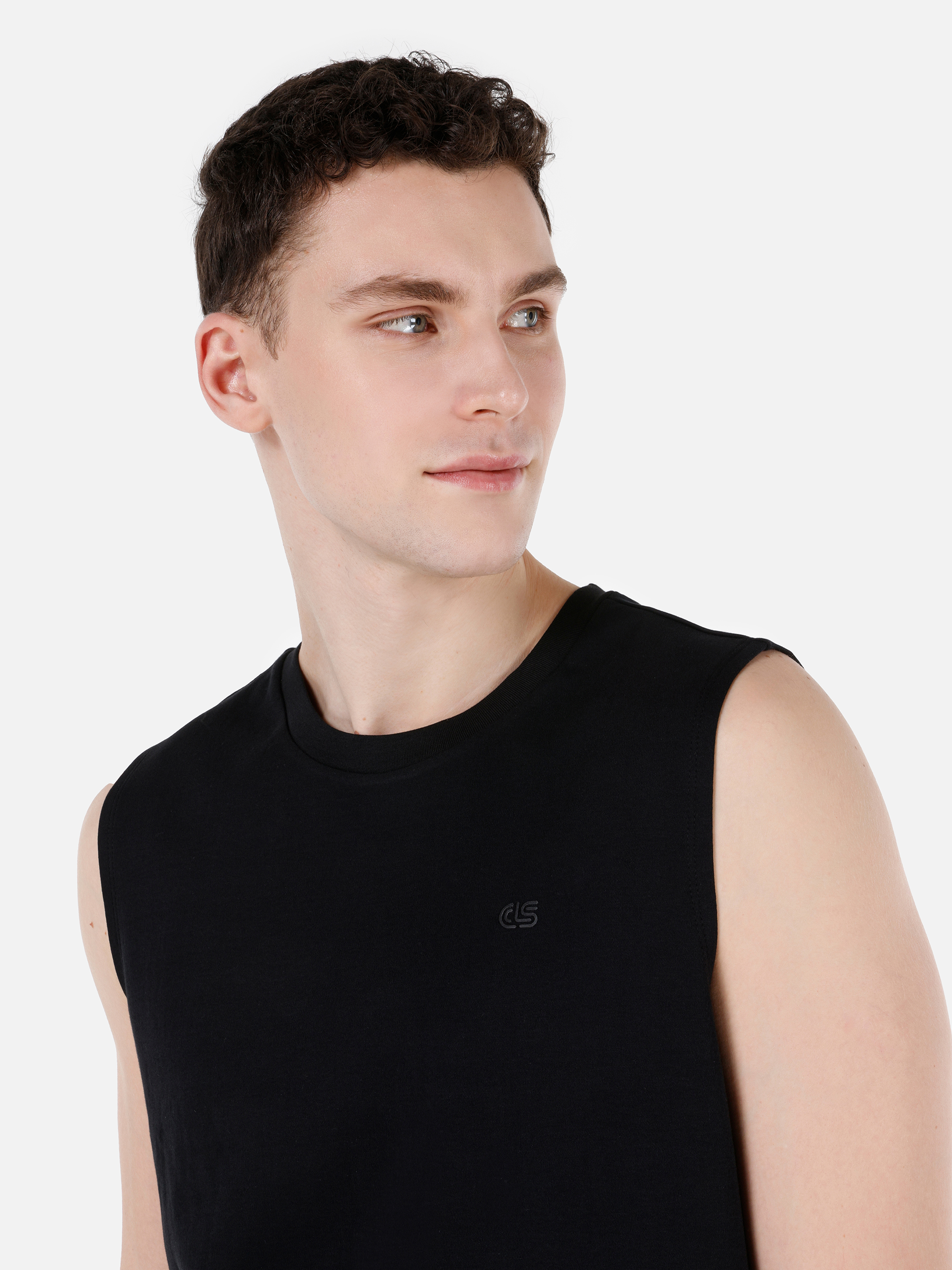 Afficher les détails de Noir Homme Sportif