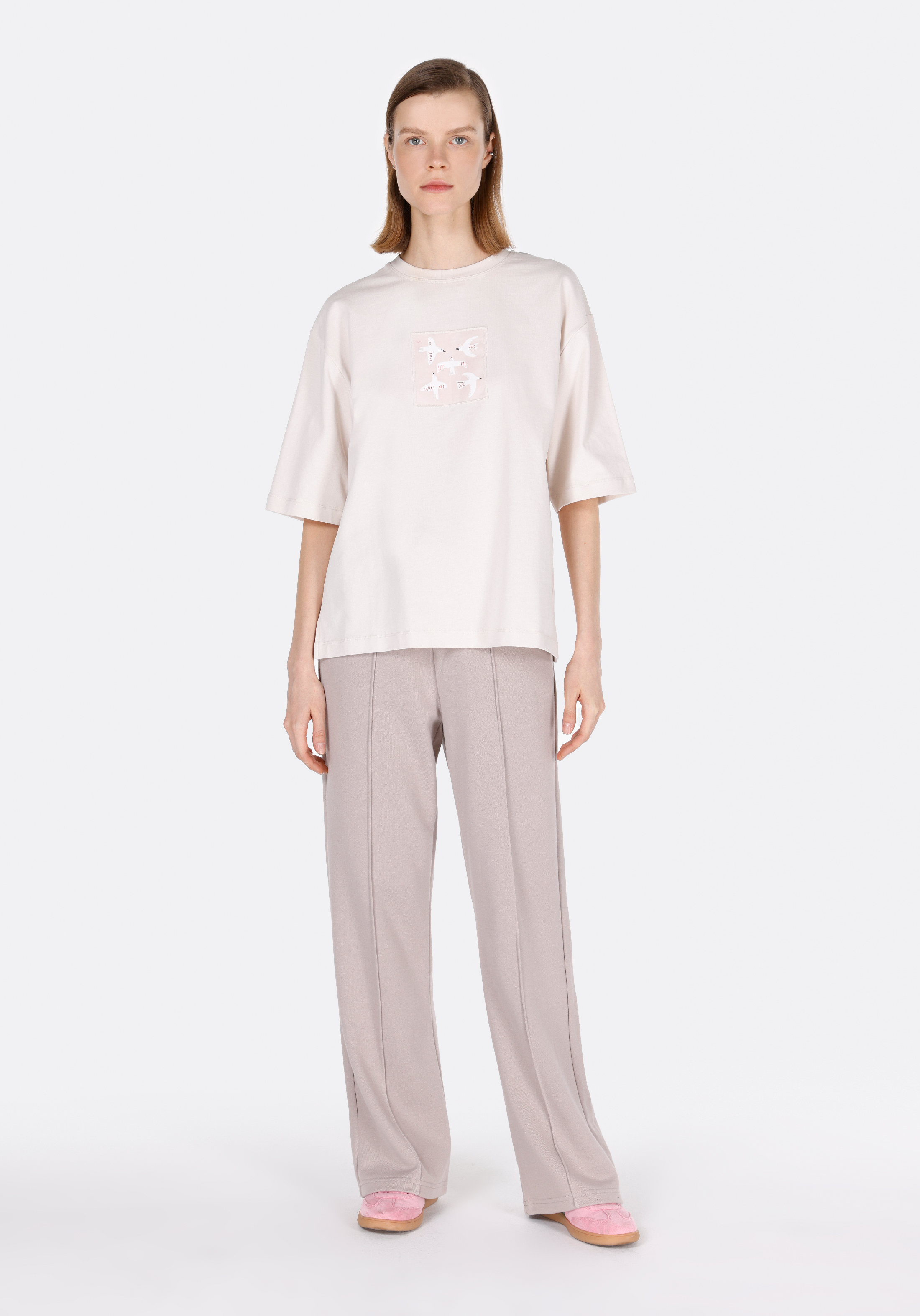 Afficher les détails de Beige Femmes T-shirt À Manches Courtes