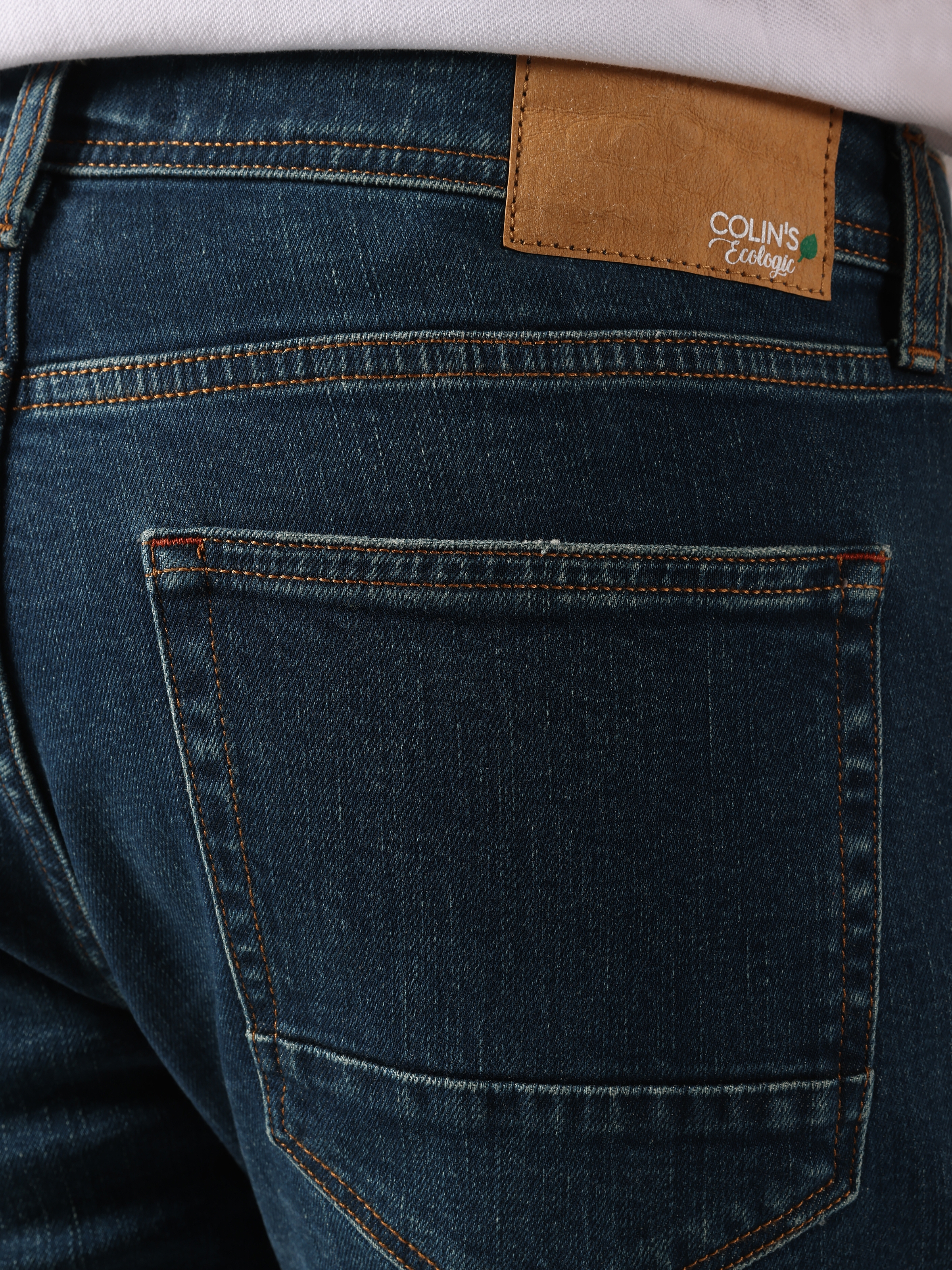 Afficher les détails de 044 Karl Coupe Droite Taille Basse Jambe Droite Pantalon En Jean Bleu Pour Hommes