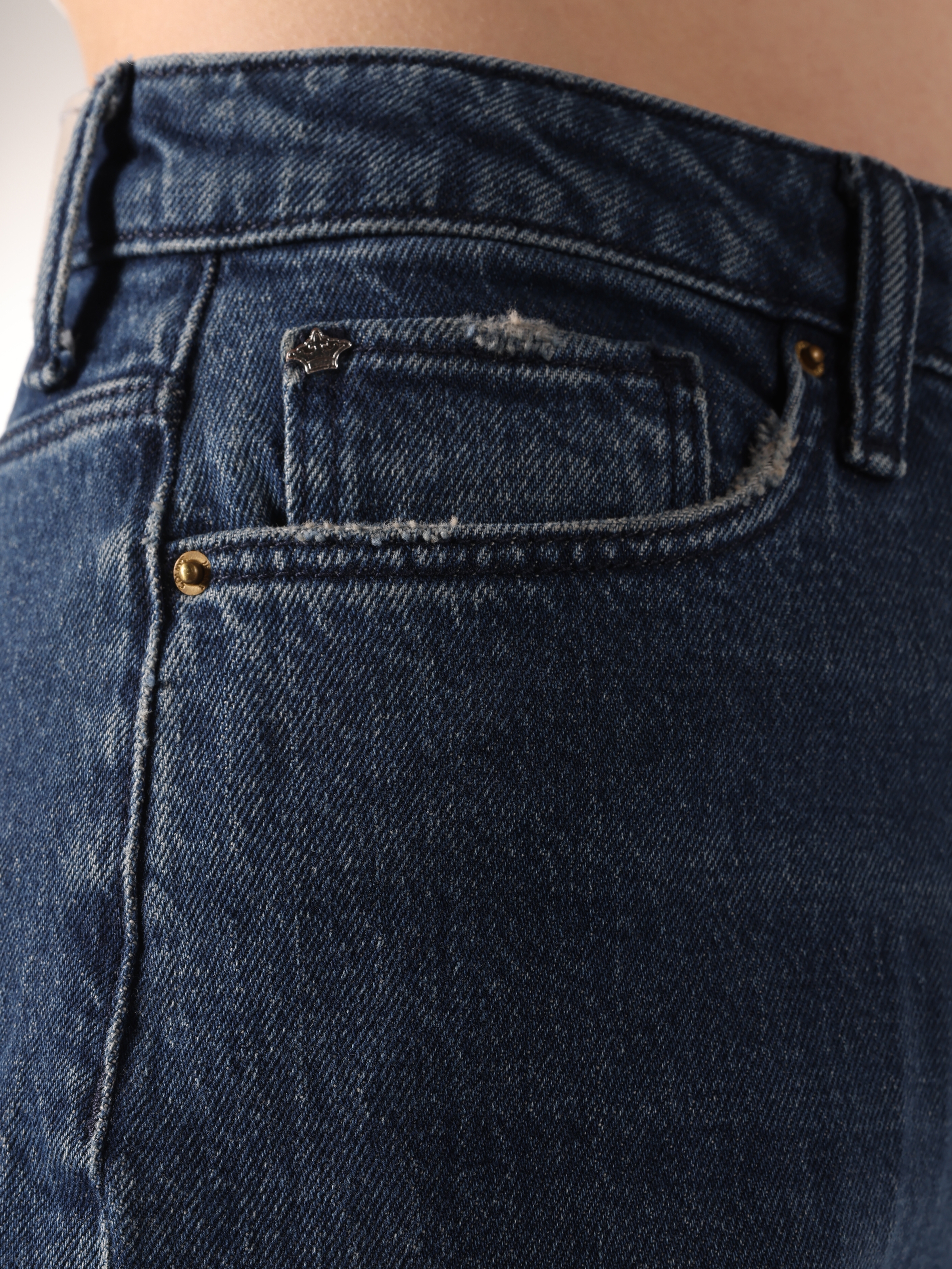 Afficher les détails de 896 Maria Pantalon En Jean Taille Haute Coupe Décontractée Jambe Droite Bleu Foncé Pour Femme