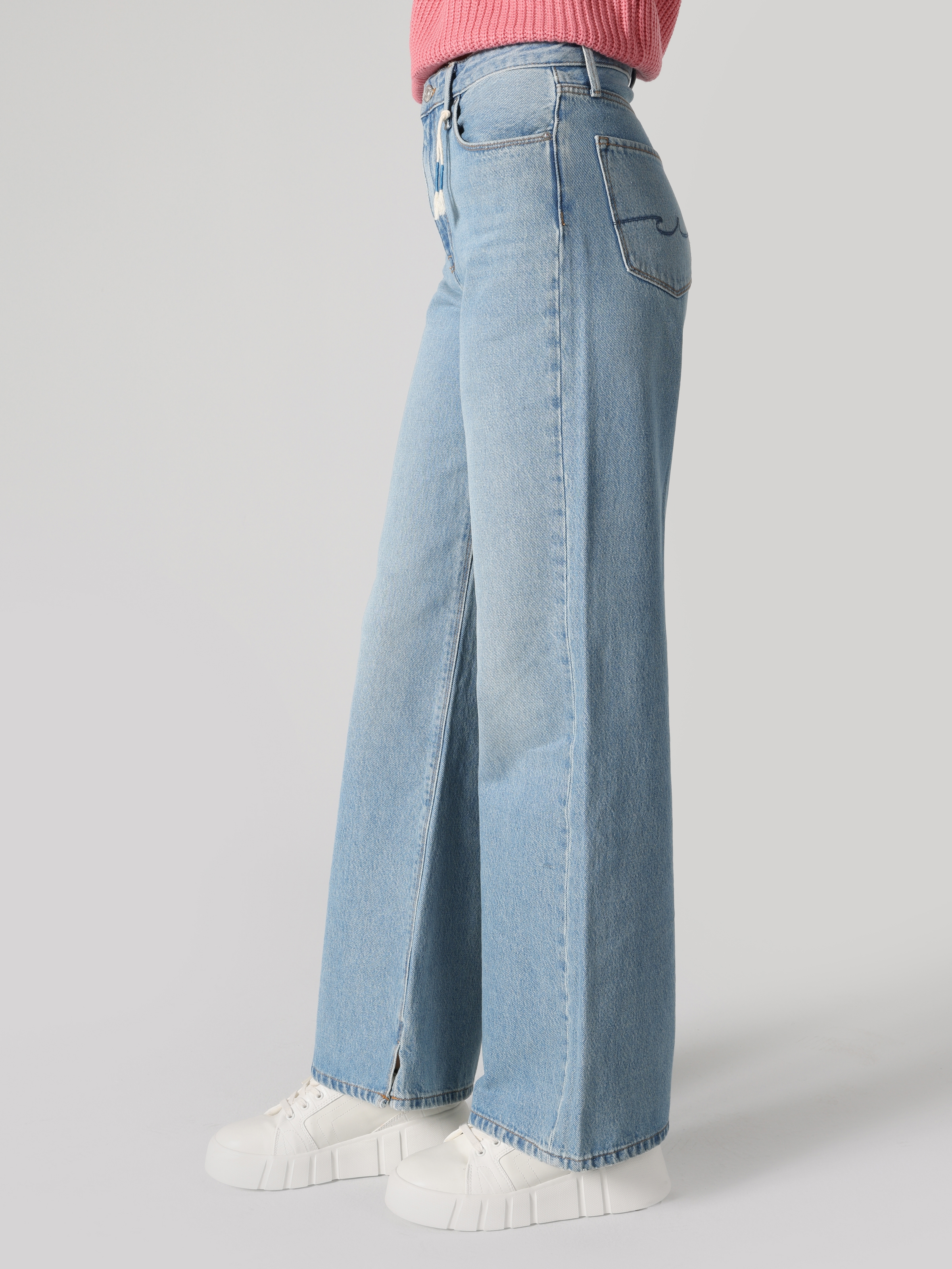 Afficher les détails de Pantalon Femme 970 Berry Regular Fit Taille Haute Jambe Large Bleu