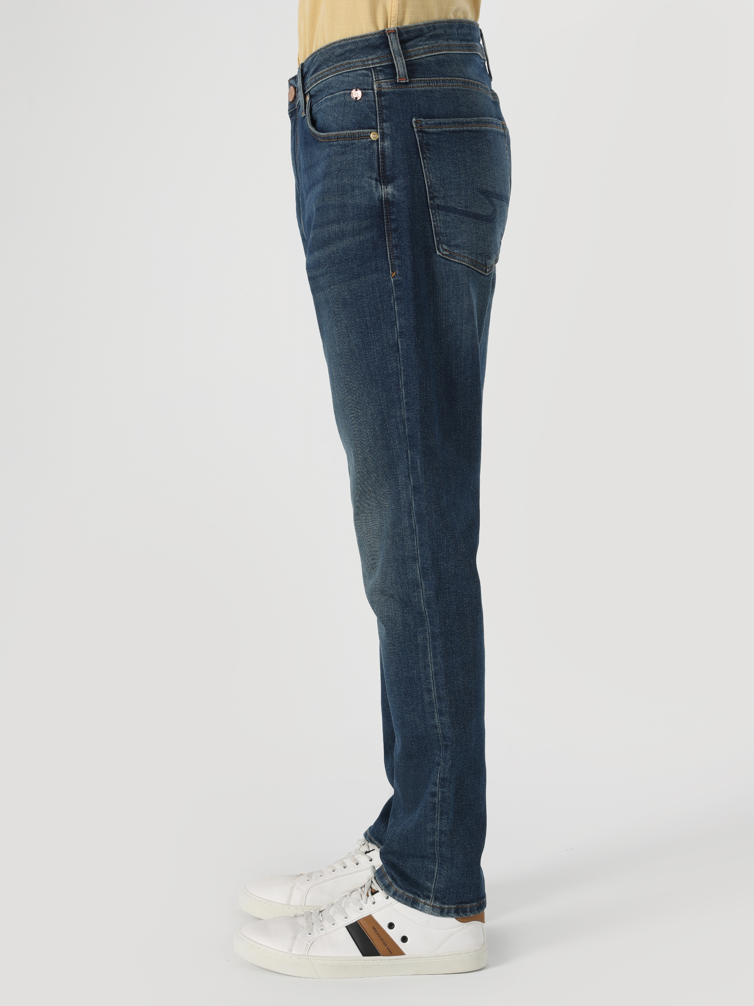 Afficher les détails de 067 Jack Regular Fit Coupe Normale Jambe Droite Pantalon Jean Bleu Pour Homme