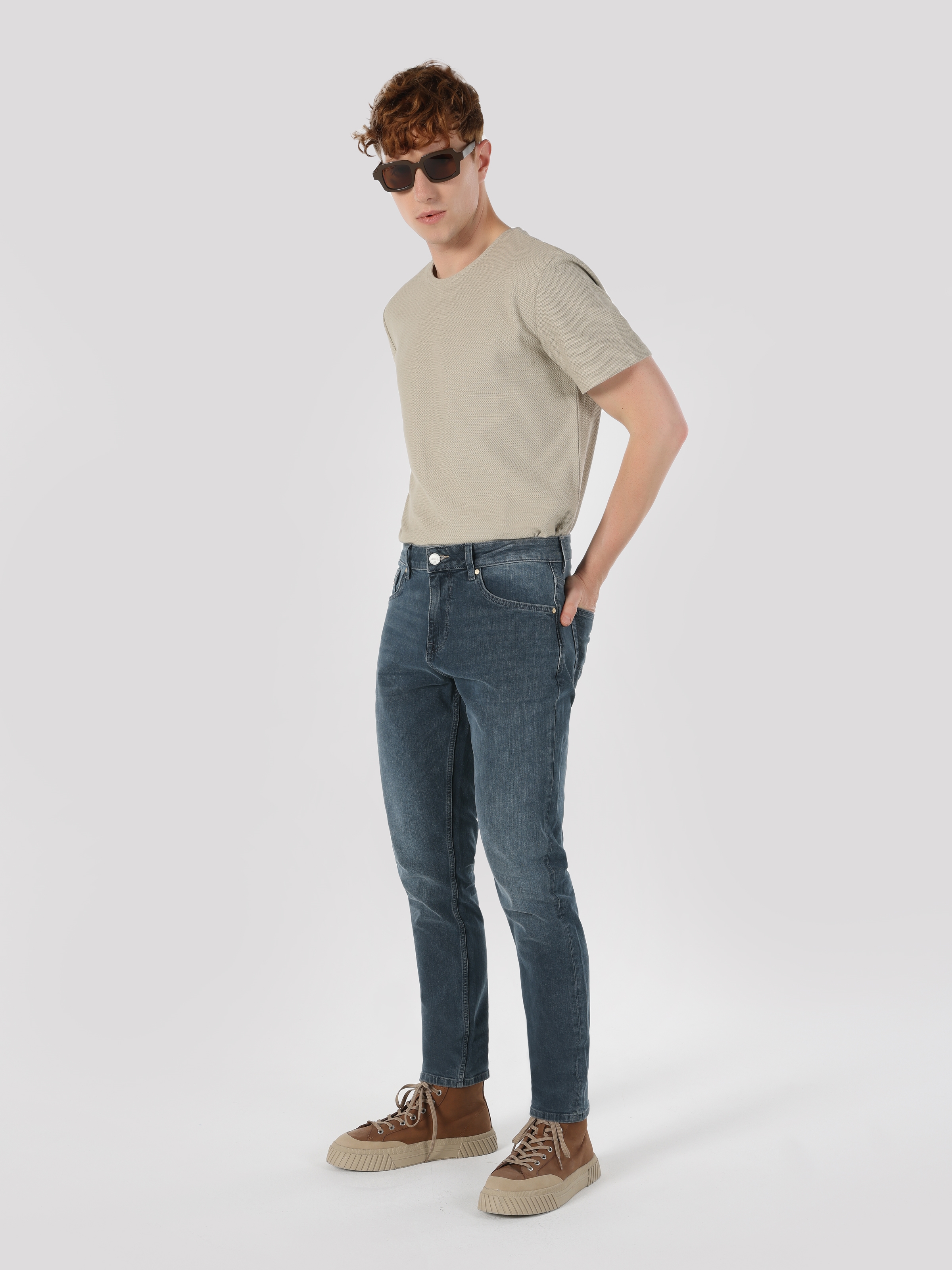 Afficher les détails de 067 Jack Normal Fit Taille Normale Jambe Étroite Pantalon Jean Bleu Foncé Pour Homme