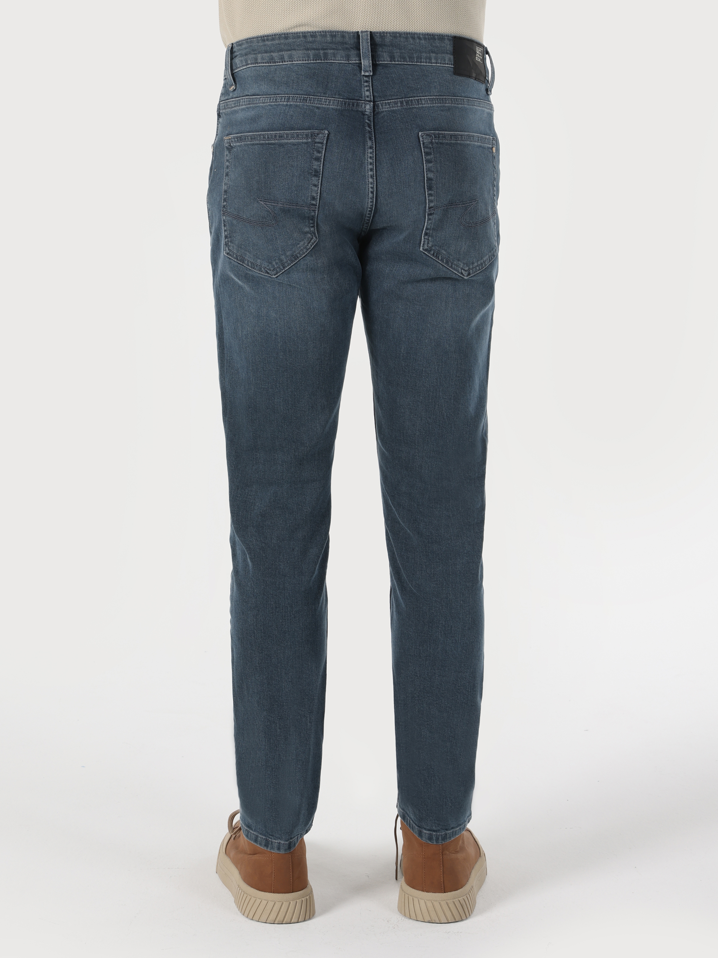 Afficher les détails de 067 Jack Normal Fit Taille Normale Jambe Étroite Pantalon Jean Bleu Foncé Pour Homme