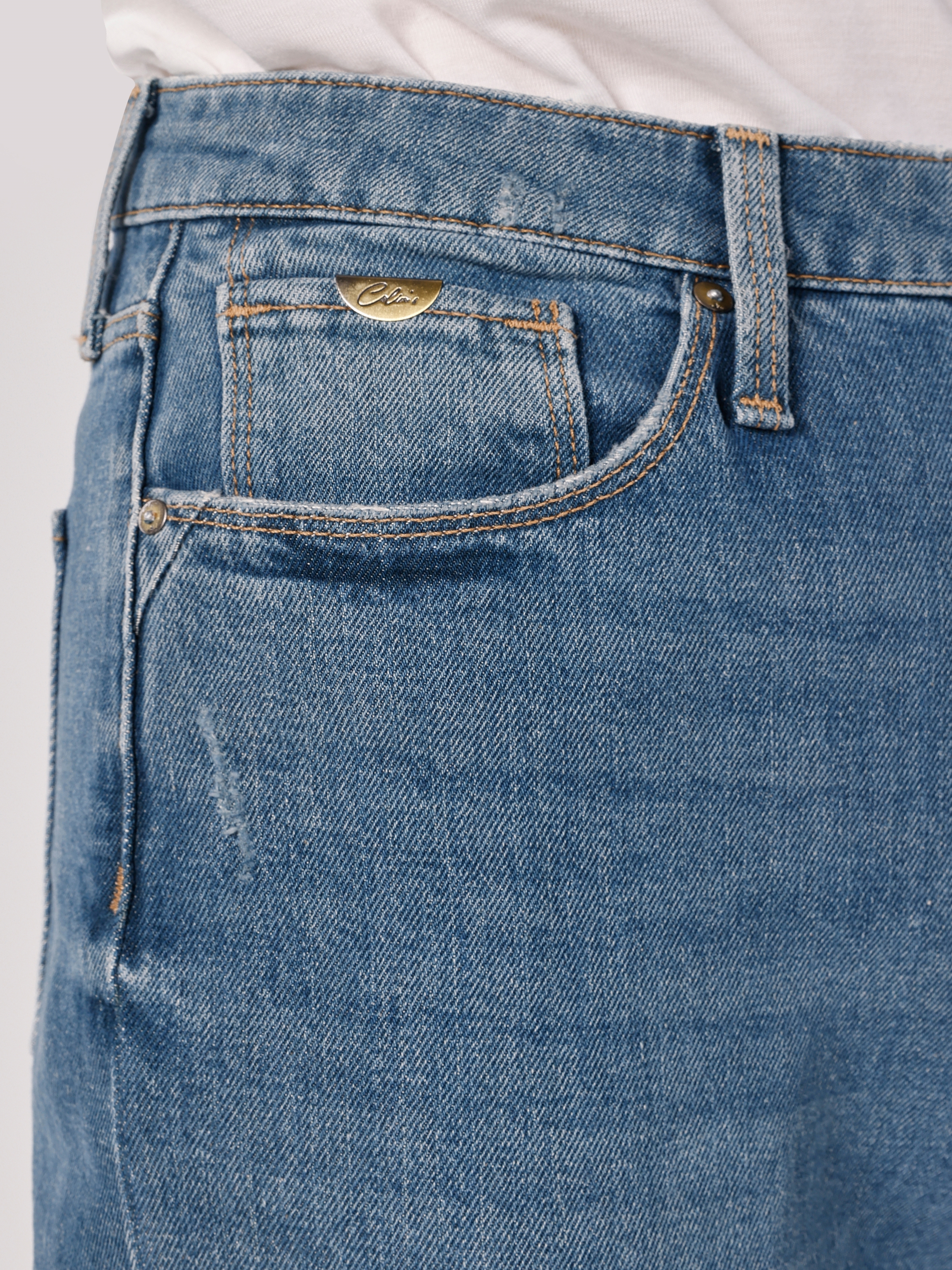 Afficher les détails de 891 Maya Slim Fit Taille Normale Jambe Étroite Bleu Pantalon En Jean Pour Femme