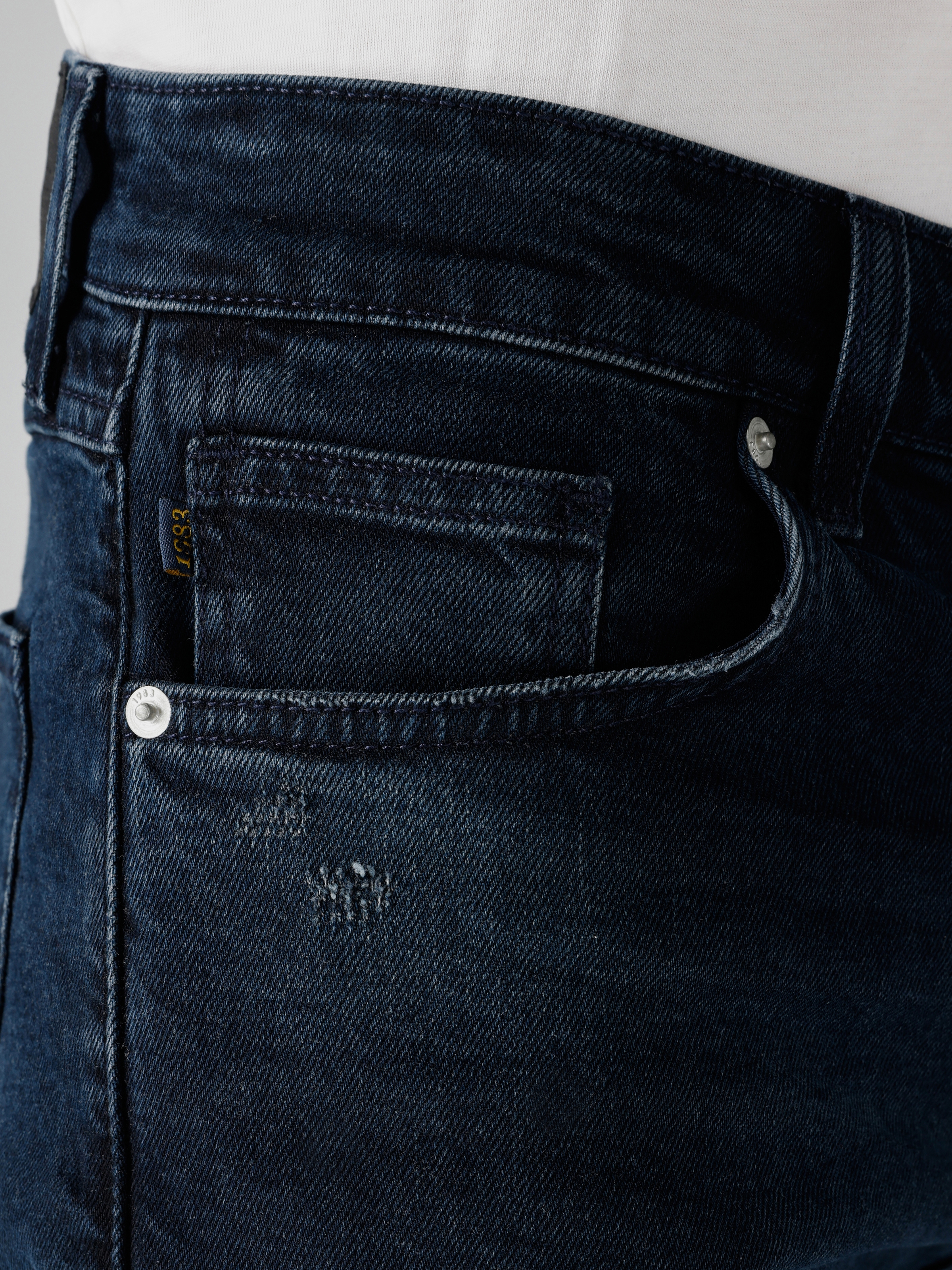 Afficher les détails de 041 Danny Slim Fit Taille Basse Jambe Étroite Pantalon En Jean Bleu Foncé Pour Hommes