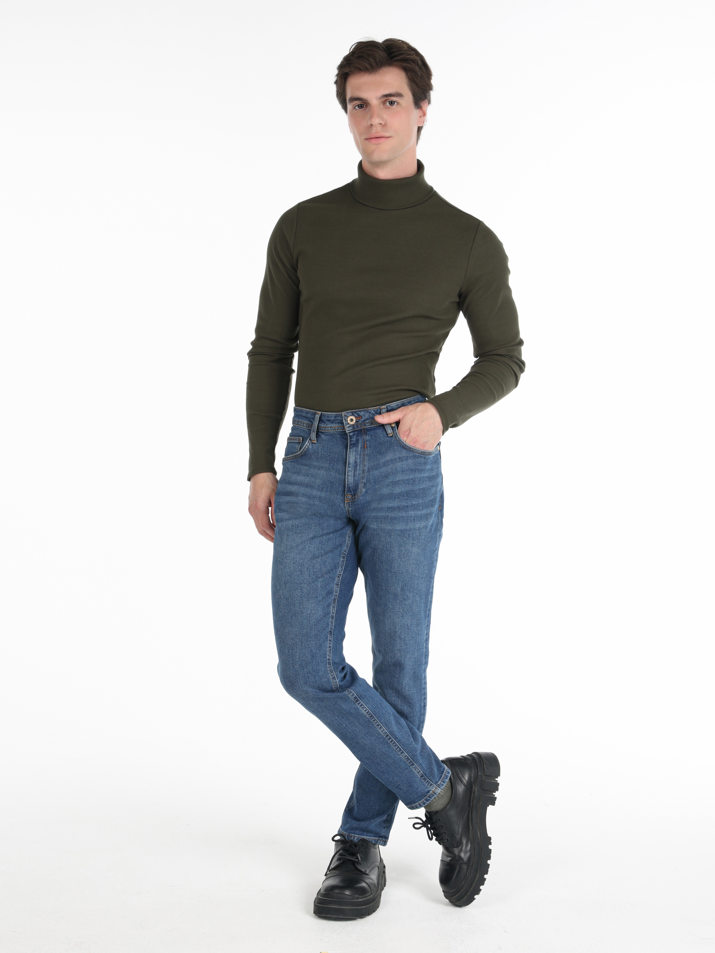 Afficher les détails de 067 Jack Pantalon Taille Moyenne Coupe Droite Jambe Droite Bleu Pour Homme