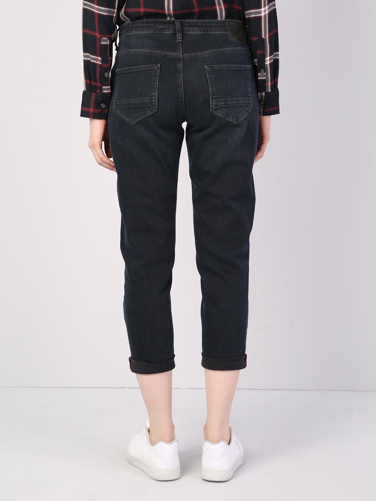 893 Julia Pantalon En Jean Bleu Taille Moyenne Jambe Fuselee Coupe Boyfriend Pour Femme Vetement Femme Colin s