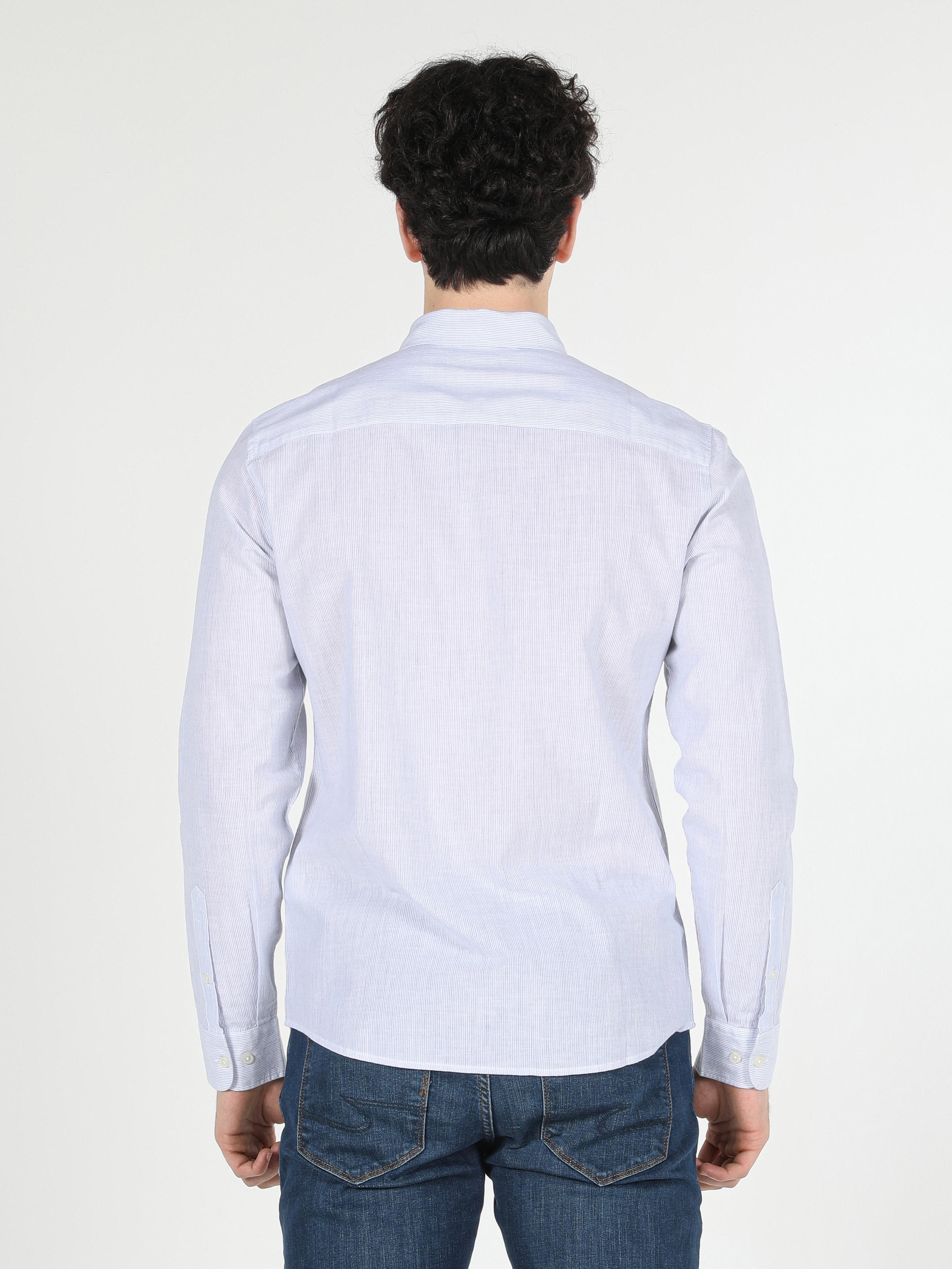 Afficher les détails de Chemise Bleue À Manches Longues Pour Hommes, Coupe Slim
