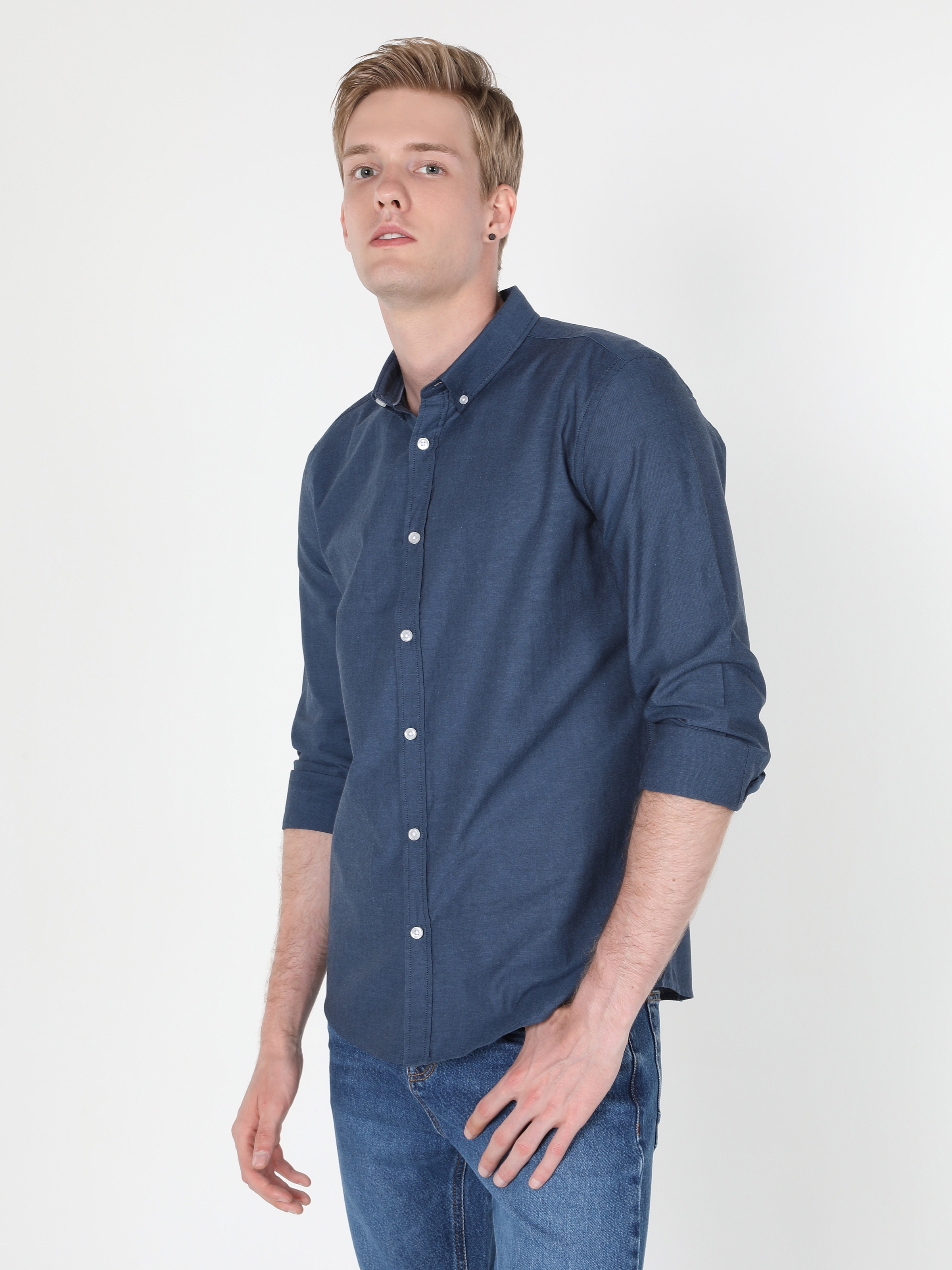 Afficher les détails de Chemise À Manches Longues Bleu Coupe Slim Col Chemise Pour Homme