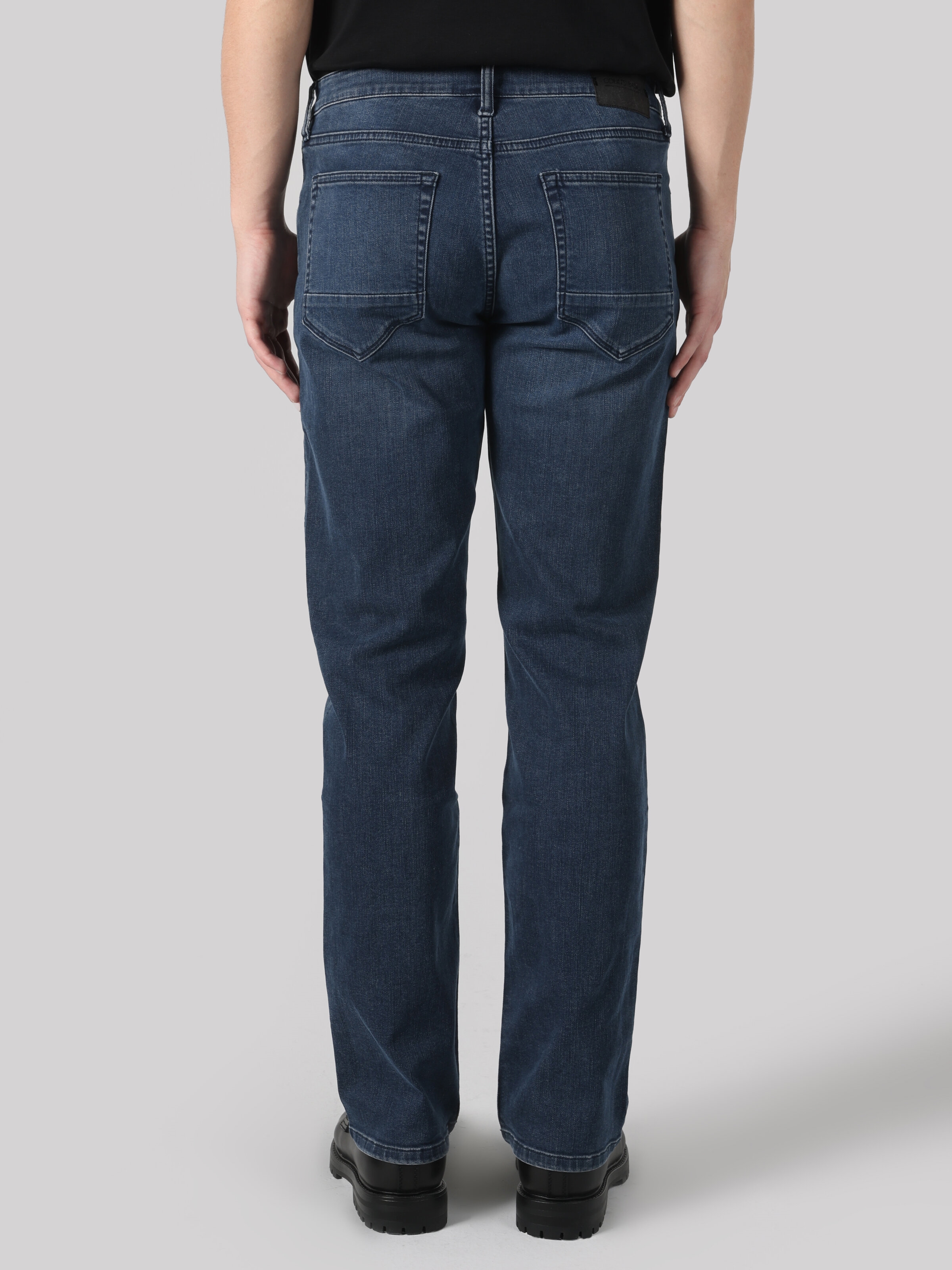 Homme - Pantalons, jeans