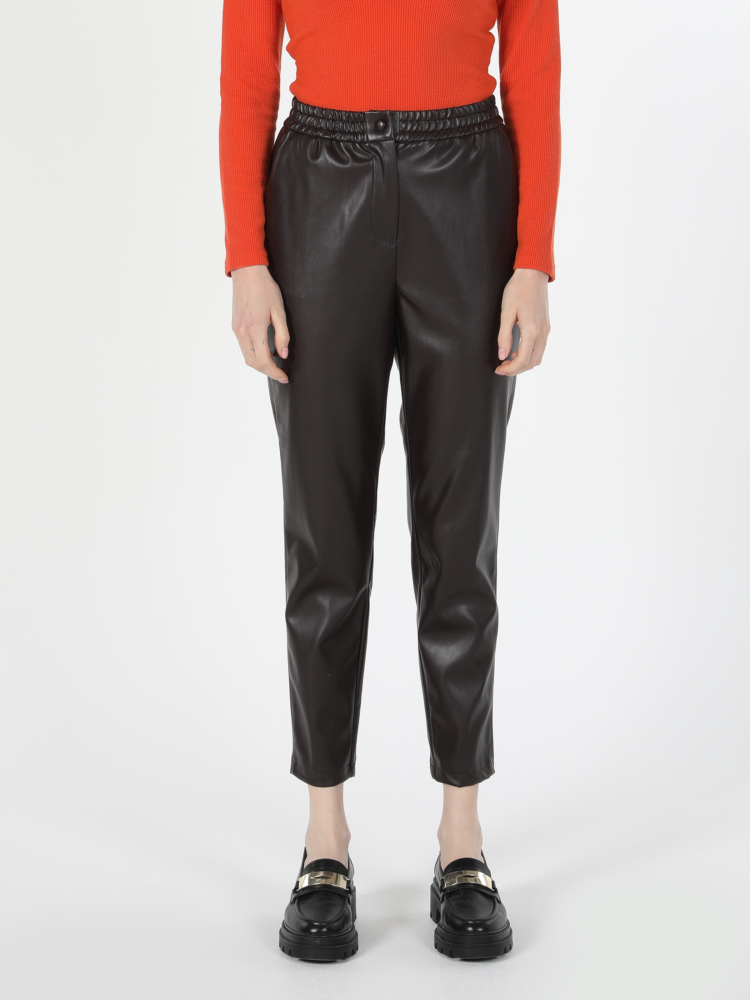 Pantalon femme coupe discount droite taille haute