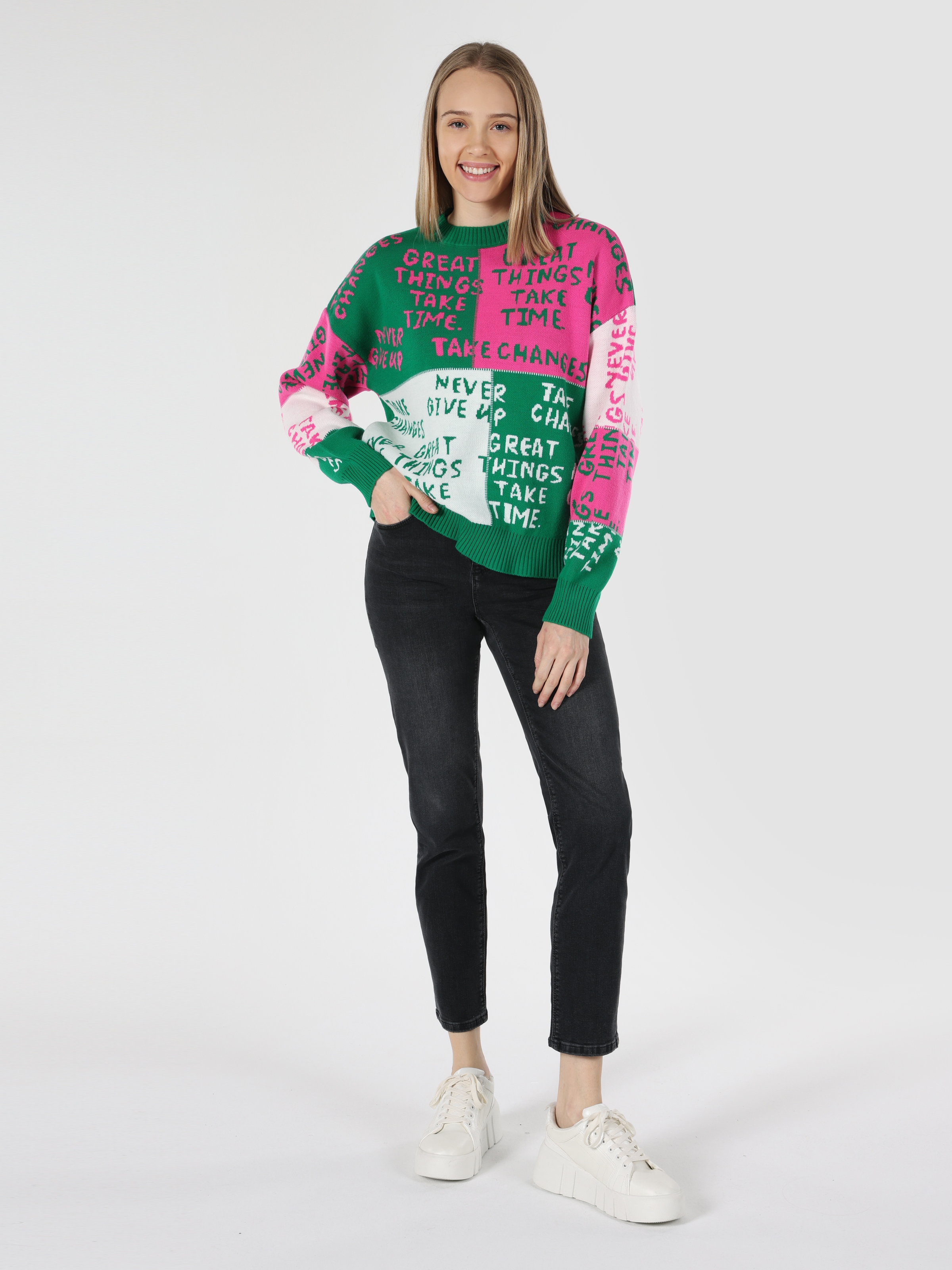Afficher les détails de Multicolore Sweatshirt Femmes 