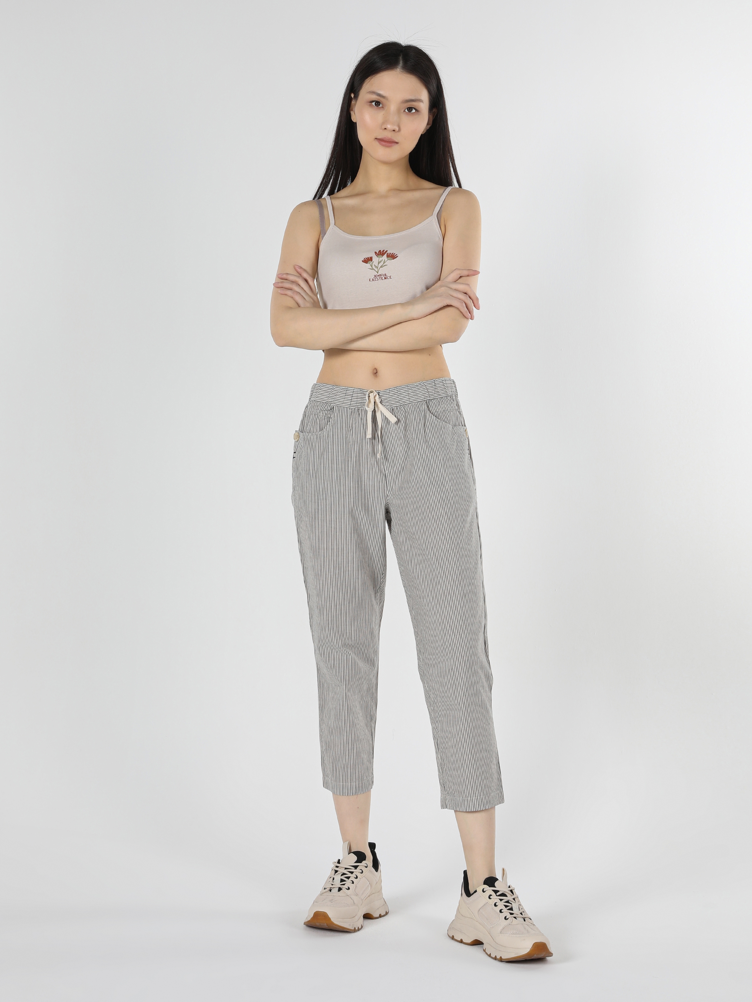 Pantalon femme coupe discount droite taille haute