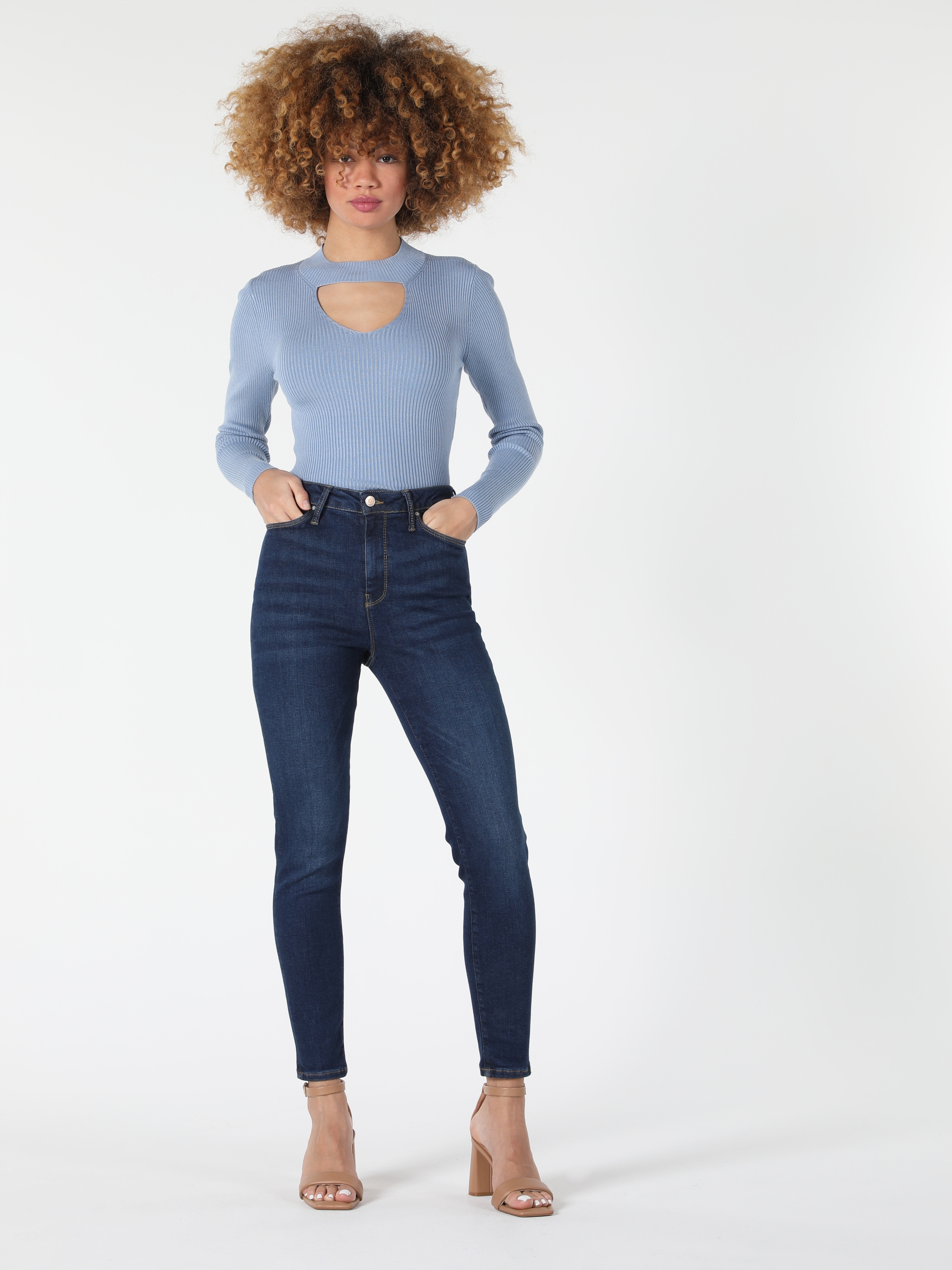 Afficher les détails de Selfsızed 760 Diana Pantalon Taille Haute Coupe Super Slim Jambe Skinny Bleu Pour Femme