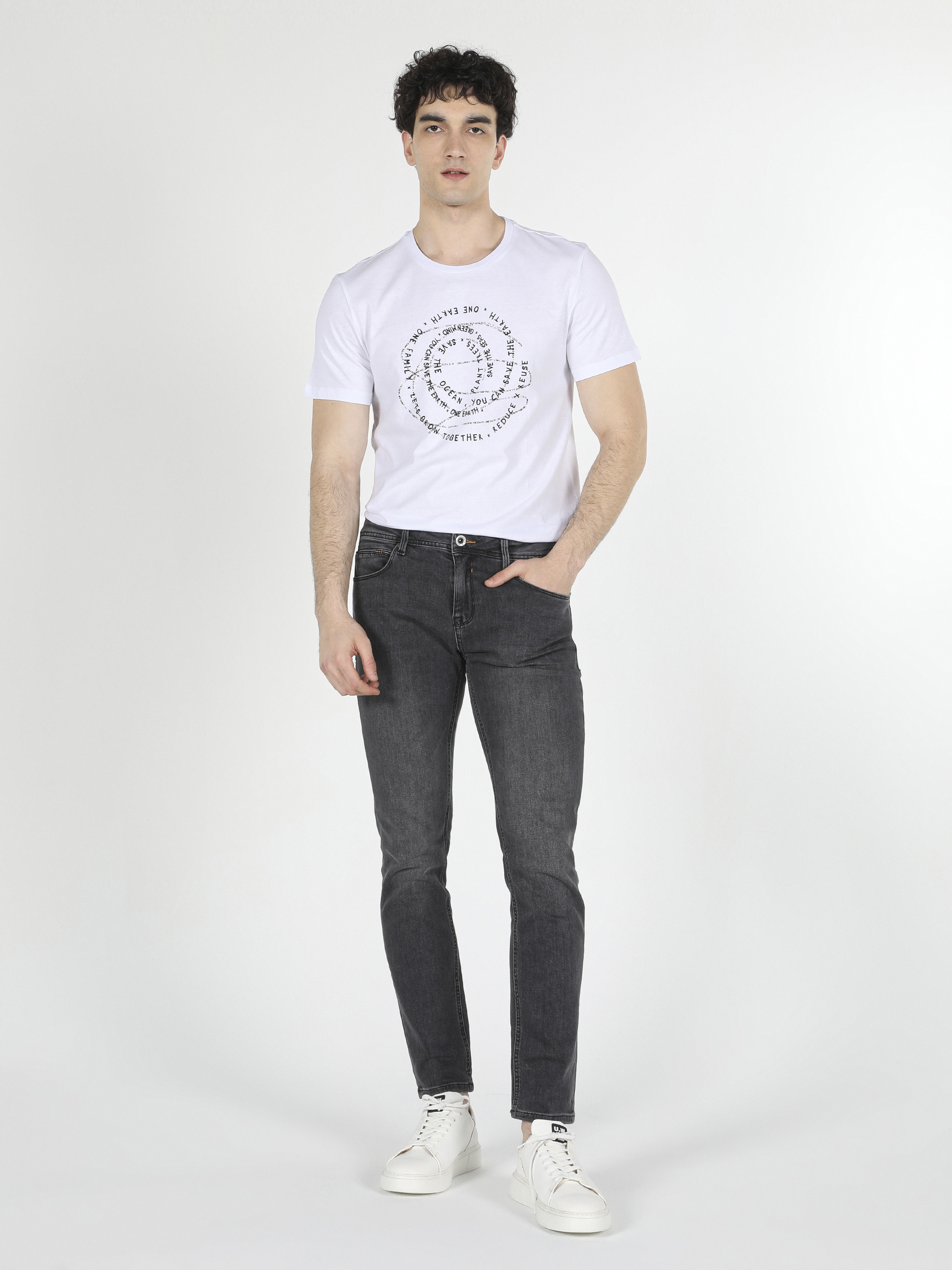 Afficher les détails de 044 Karl Coupe Normale Taille Basse Jambe Droite Pantalon Homme Gris