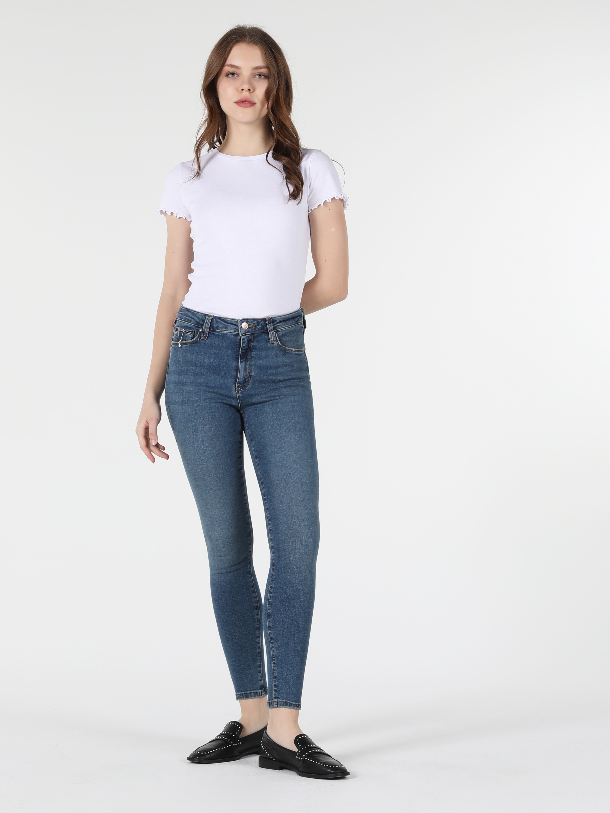 Afficher les détails de 759 Lara Pantalon En Jean Bleu Pour Femme, Coupe Super Slim, Taille Normale, Jambe Étroite