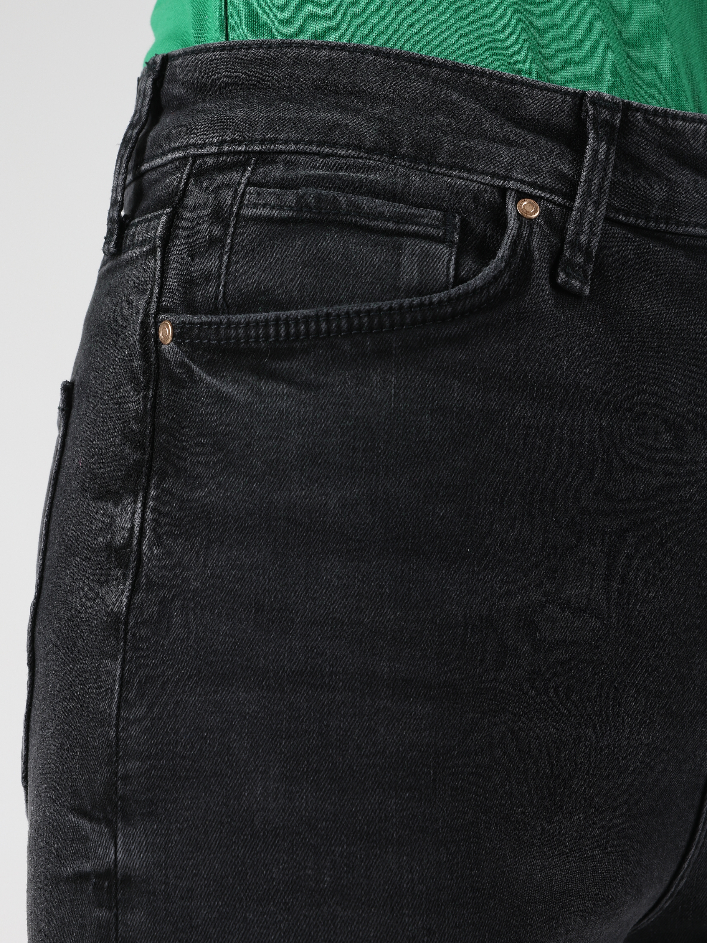 Afficher les détails de Pantalon En Jean Gris Pour Femmes, Coupe Régulière, Taille Normale, Jambes Larges, 791 Monıca