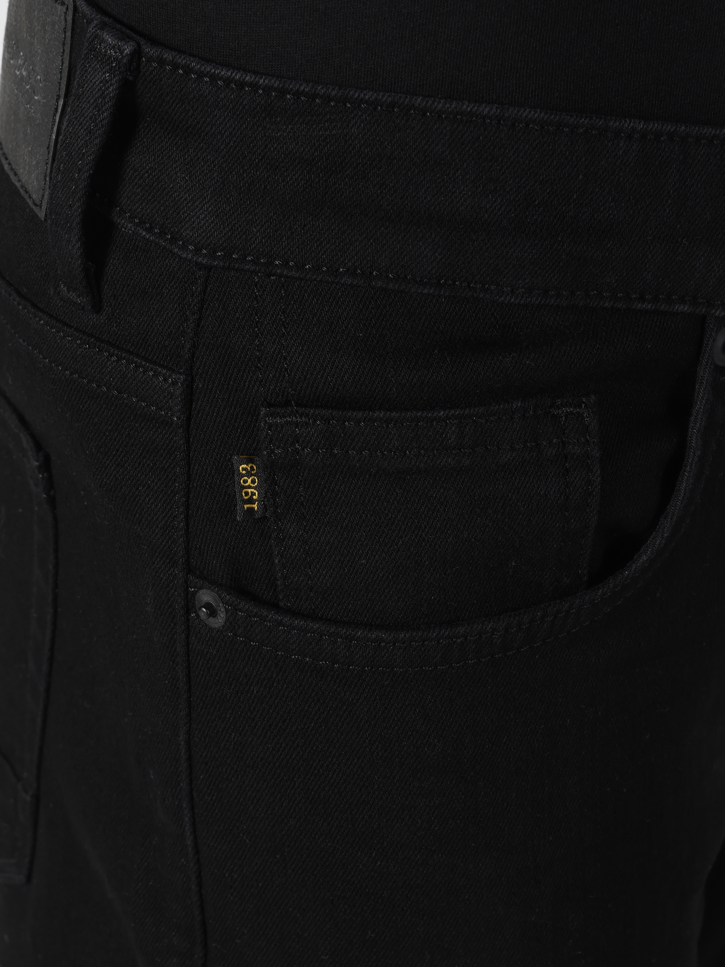 Afficher les détails de 041 Danny Pantalon En Jean Noir Taille Basse À Jambe Étroite Pour Homme