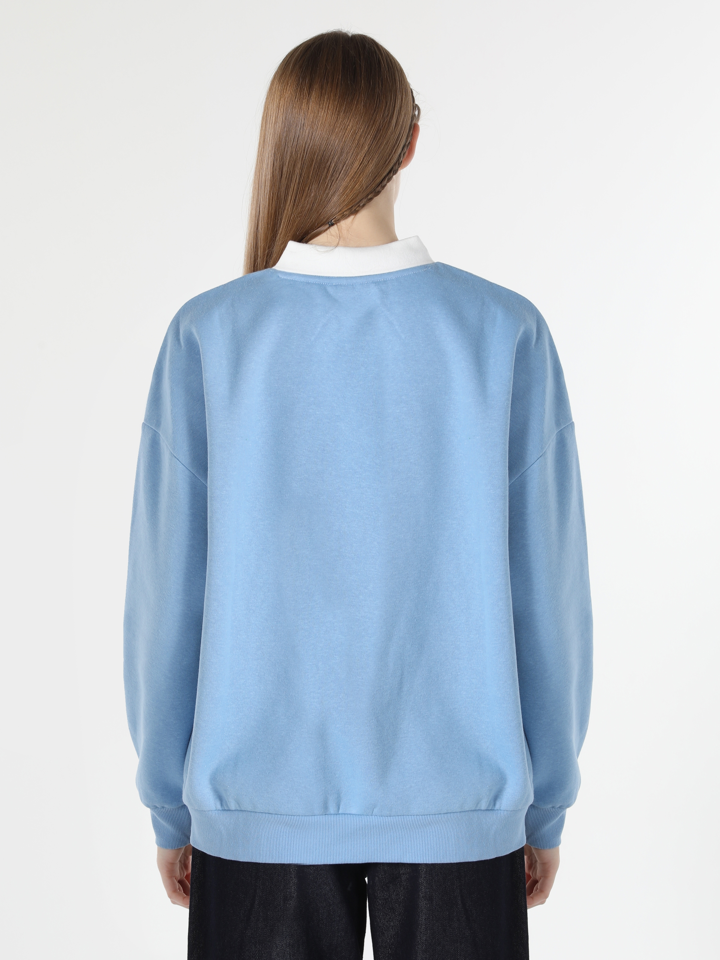 Afficher les détails de Sweatshirt Bleu Femmes 