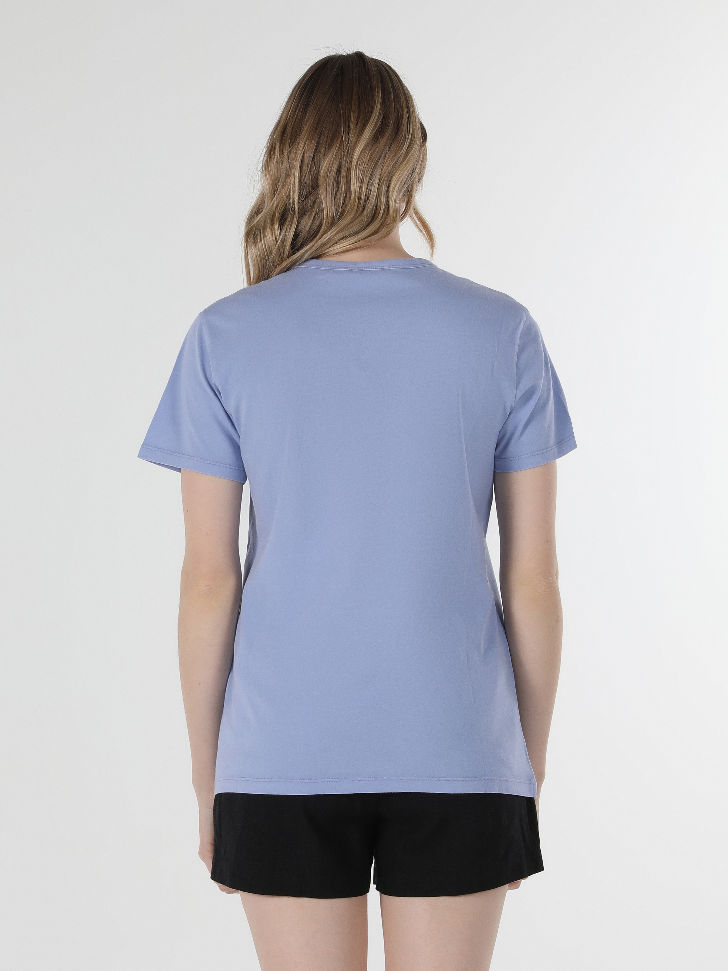 Afficher les détails de T-Shirt À Manches Courtes Pour Femmes, Coupe Confortable, Col Rond, Basique, Violet