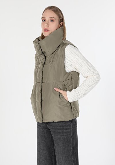 Afficher les détails de Gilet Vert Regular Fit Femme