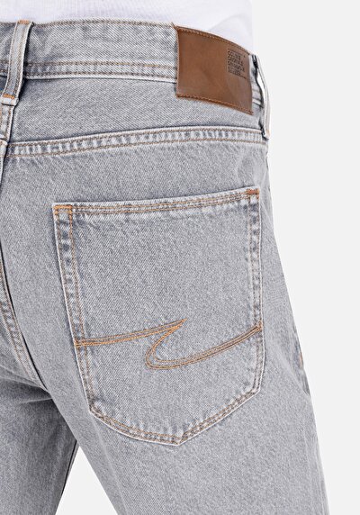 Afficher les détails de Short  Regular Fit Homme