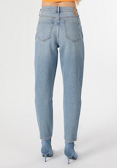 Afficher les détails de 896  Maria Pantalon Bleu   En  Mom Fit Femme