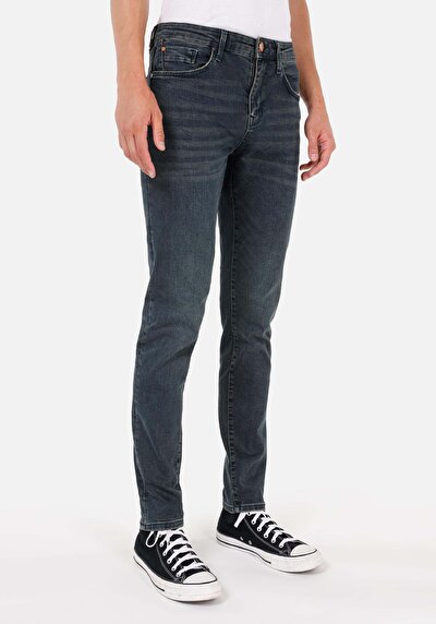 Image de 041 Danny Pantalon Slim Leg Low Rise En Slim Fit Homme