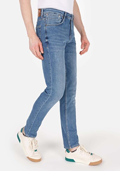 Image de 044 Karl Pantalon Denim Straight Leg Low Rise En Straight Fit Homme