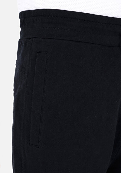 Image de Short Noir Regular Fit Homme