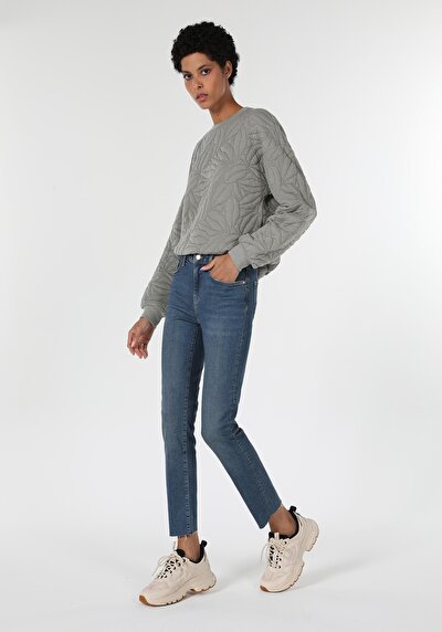 Image de 703 Carla Pantalon Denim Straight Leg  En  Slim Fit Femme