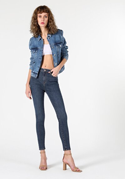 Image de 759 Lara Pantalon Denim Skinny Leg En Super Slim Fit Femme