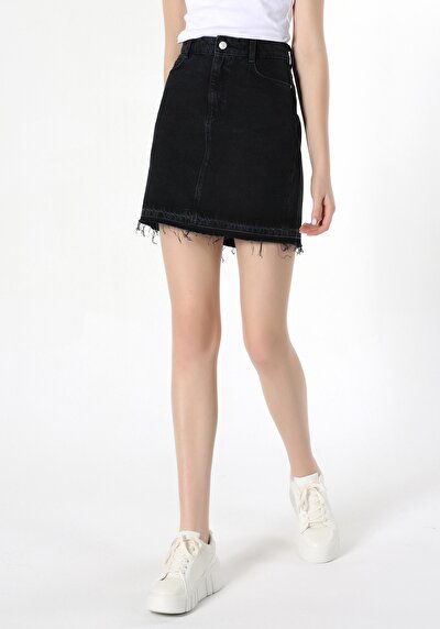 Afficher les détails de Jupe Denim Slim Fit    Femme