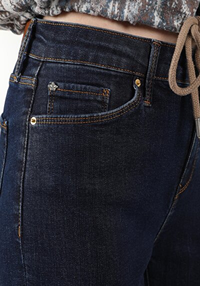 Image de 703 Carla Pantalon  Straight Leg  En  Slim Fit Femme