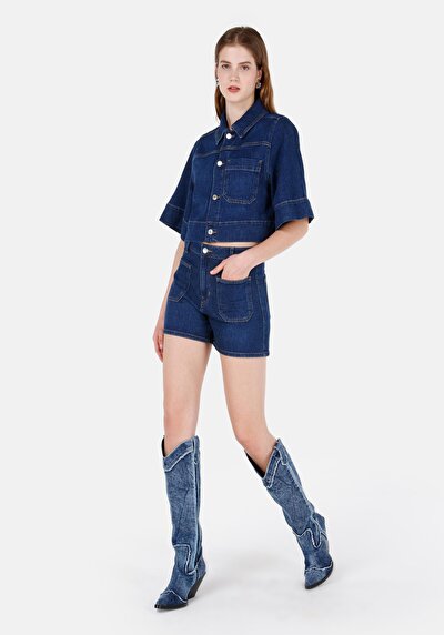 Afficher les détails de Short Noir Mom Fit Femme