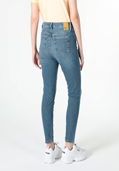 Image de 760 Diana Pantalon Denim En Skinny Fit Femme