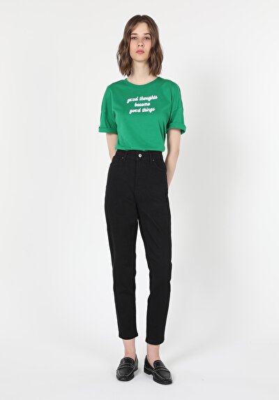 Image de 896 Maria Pantalon Denim Tapered Leg En Mom Fit Femme