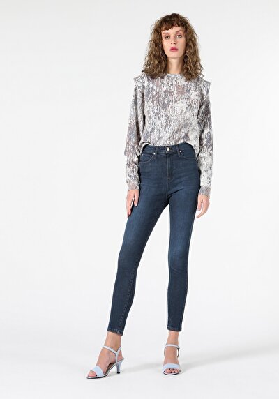 Image de 760 Diana Pantalon Denim Skinny Leg En Super Slim Fit Femme