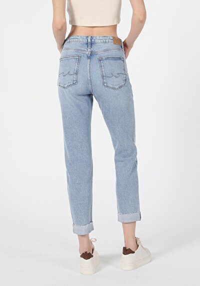 Image de 893 Julia Pantalon Marine Tapered Leg En Boyfriend Fit Femme