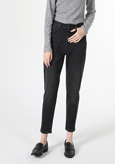 Image de 896  Maria Pantalon Denim Tapered Leg  En  Mom Fit Femme