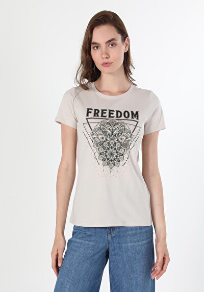Afficher les détails de T-shirt À Manches Courtes Beige   Femme