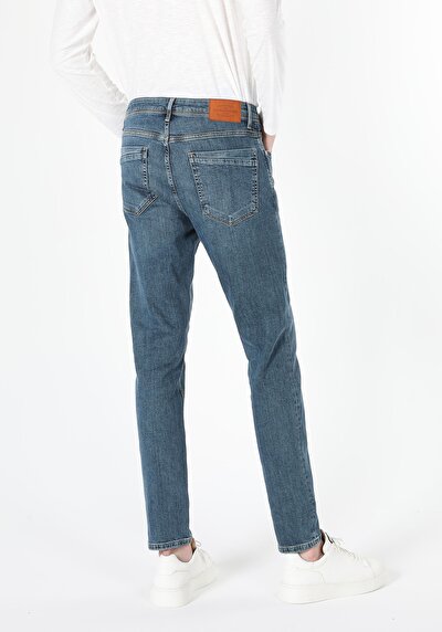 Image de 067 Jack Pantalon Denim Tapered Leg En Regular Fit Homme