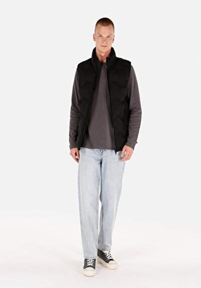 Afficher les détails de Gilet Noir Slim Fit Homme