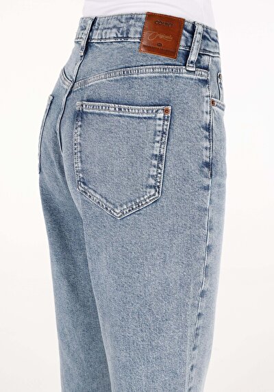 Afficher les détails de 896  Maria Pantalon Bleu Tapered Leg  En  Mom Fit Femme