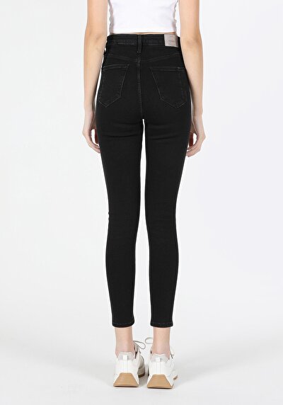Image de 760 Diana Pantalon Noir En Skinny Fit Femme