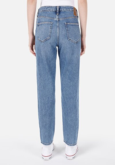 Image de 896 Maria Pantalon Bleu Tapered Leg En Mom Fit Femme